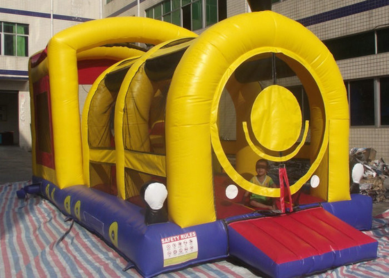 Train Shaped Obfacle Khóa học Bounce House Chì miễn phí cho trẻ chơi Bouncy Play