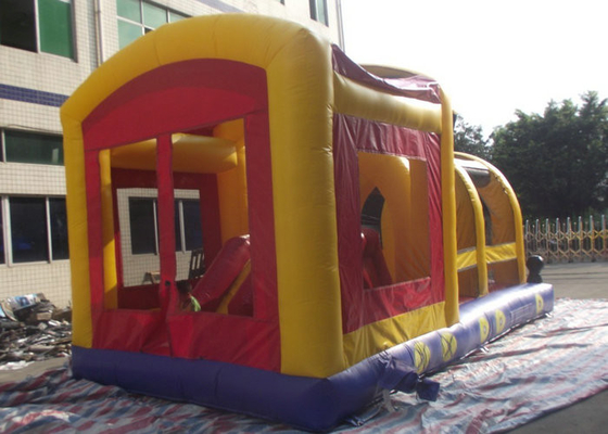 Train Shaped Obfacle Khóa học Bounce House Chì miễn phí cho trẻ chơi Bouncy Play