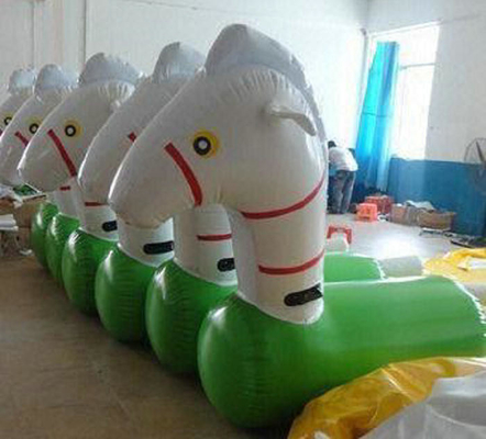 Vui chơi đồ chơi thể thao Thổi phồng lên Đồ chơi nhựa PVC an toàn Plats Thổi phồng lên Horse Racing